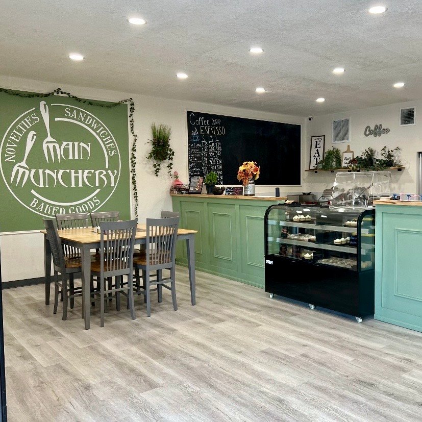 inside of Main Munchery